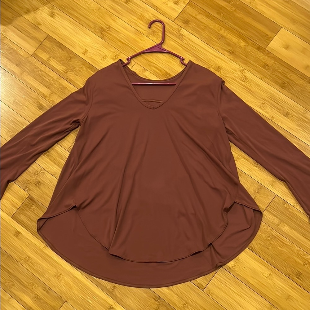 Lululemon Women's Long Sleeve Top